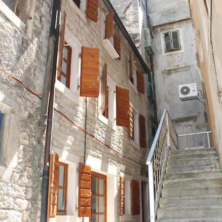 Sunny Rooms And Suites Šibenik Dış mekan fotoğraf