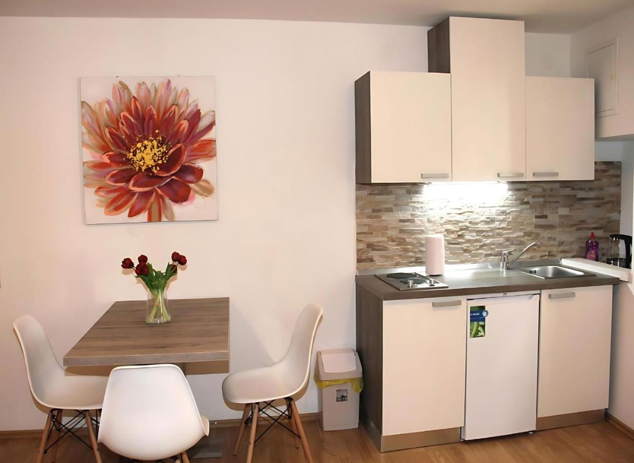 Sunny Rooms And Suites Šibenik Dış mekan fotoğraf
