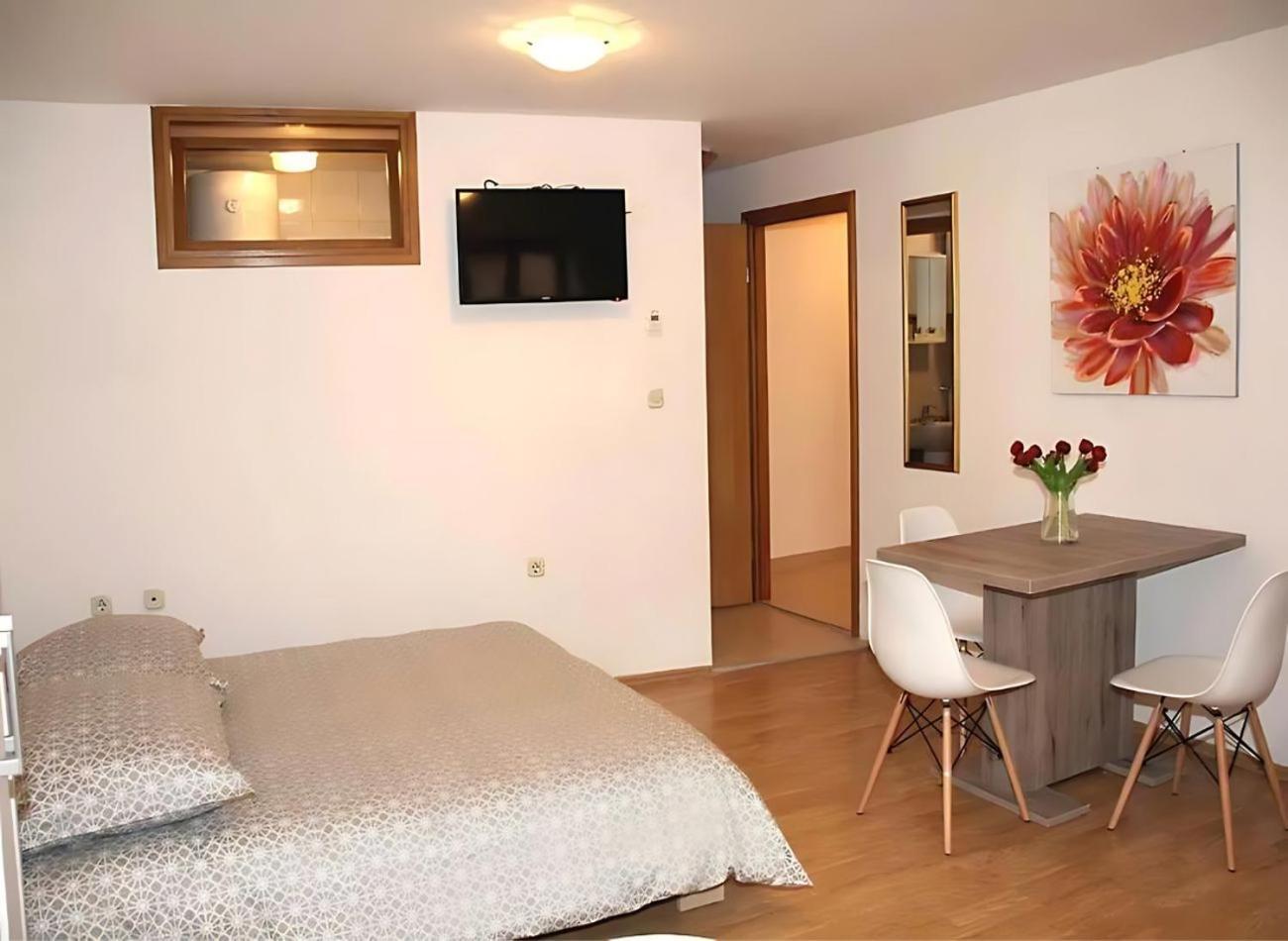Sunny Rooms And Suites Šibenik Dış mekan fotoğraf